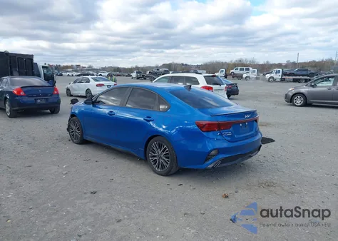 2023 Kia Forte Gt-Line z USA, uszkodzony, nr VIN 3KPF54AD7PE567828